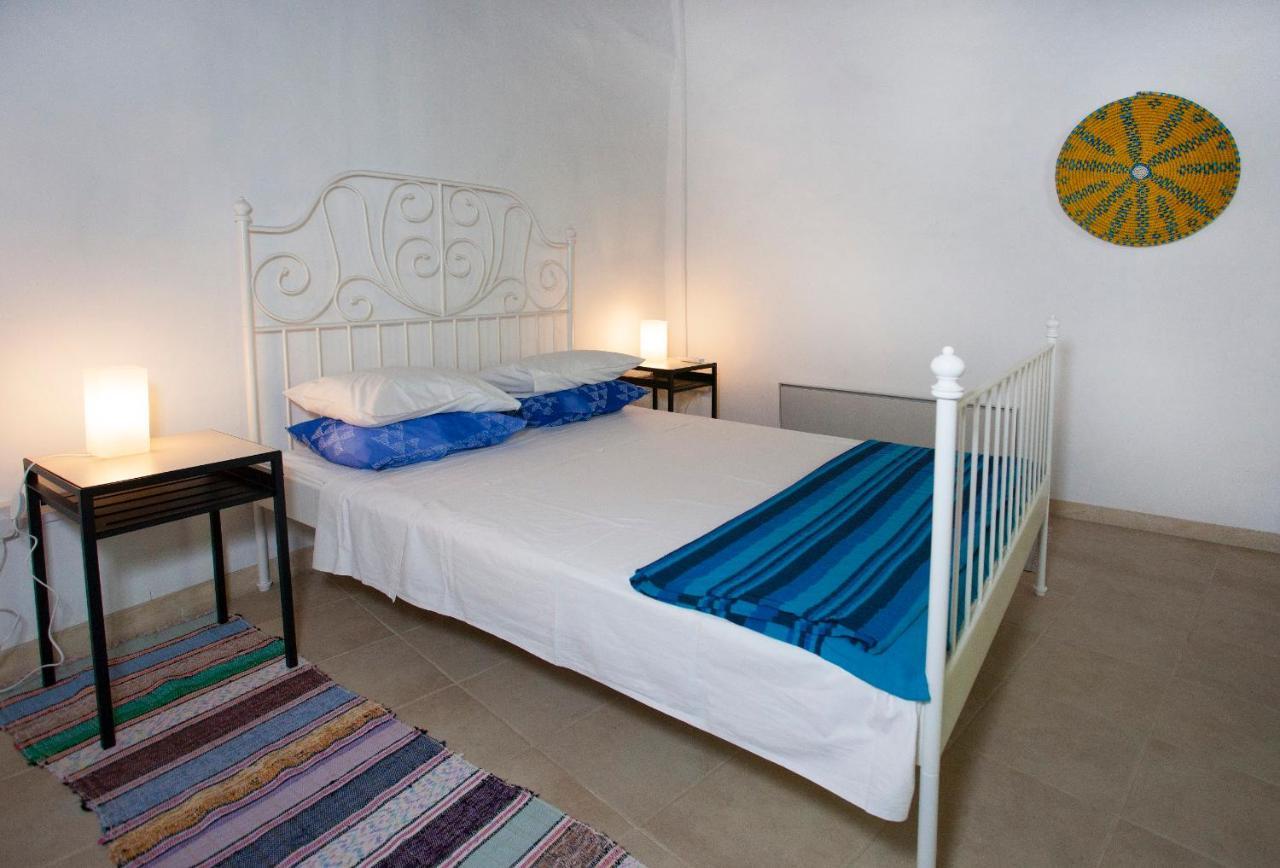 Cecilias Courtyard Pension Malya Buitenkant foto
