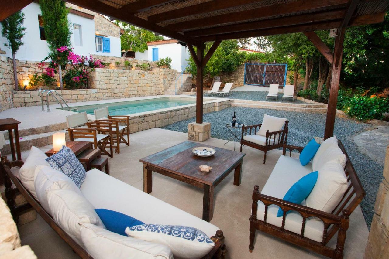 Cecilias Courtyard Pension Malya Buitenkant foto